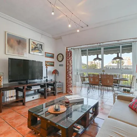 Apartment Bright & Spacious In Alicante