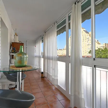 Apartment Bright & Spacious In *