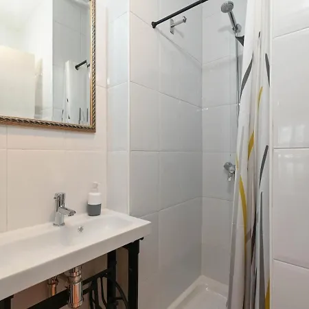 Apartment Bright & Spacious In Alicante